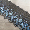 Pizzo Ricamato Azzurro e Blu Polvere su Tulle Blu