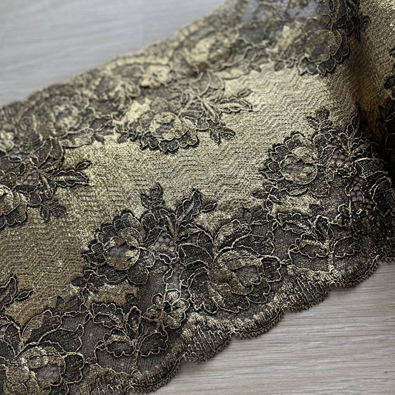 Pizzo elastico a fascia oro metallizzato